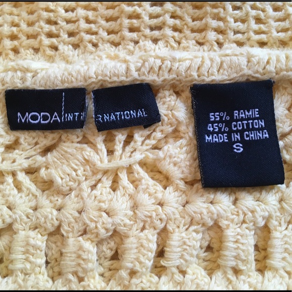 VS MODA INTERNATIONAL CROCHETED TOP SIZE SMALL - Picture 4 of 5